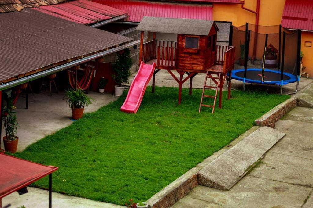 Casa Florilor Barcut Apartment Ngoại thất bức ảnh